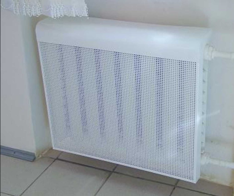 Экран для батареи из реек