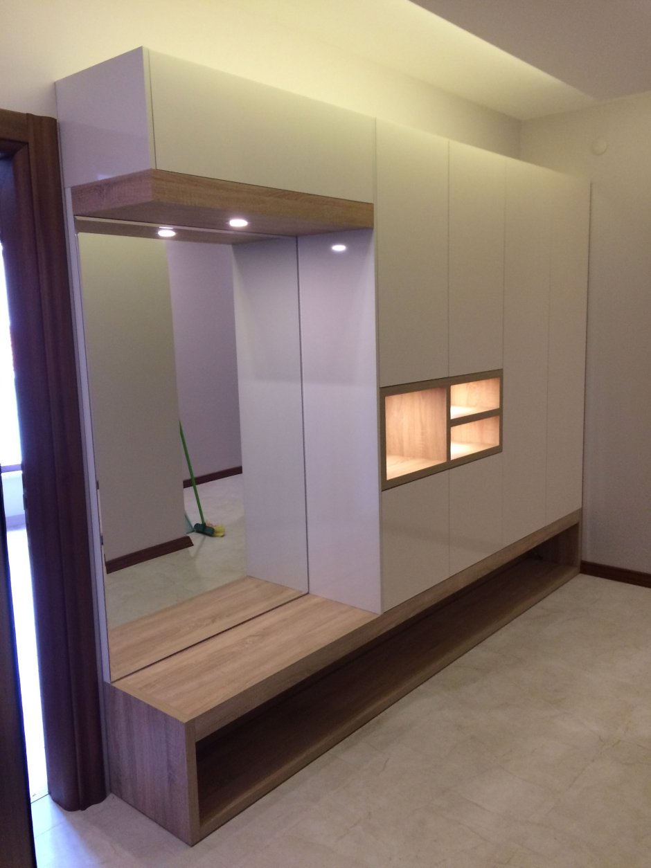 Подсветка в прихожей