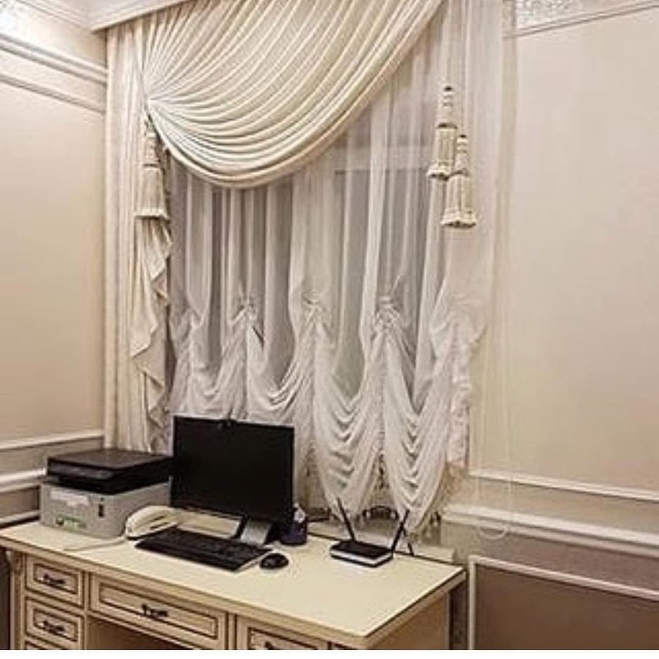 Короткая тюль в гостиную