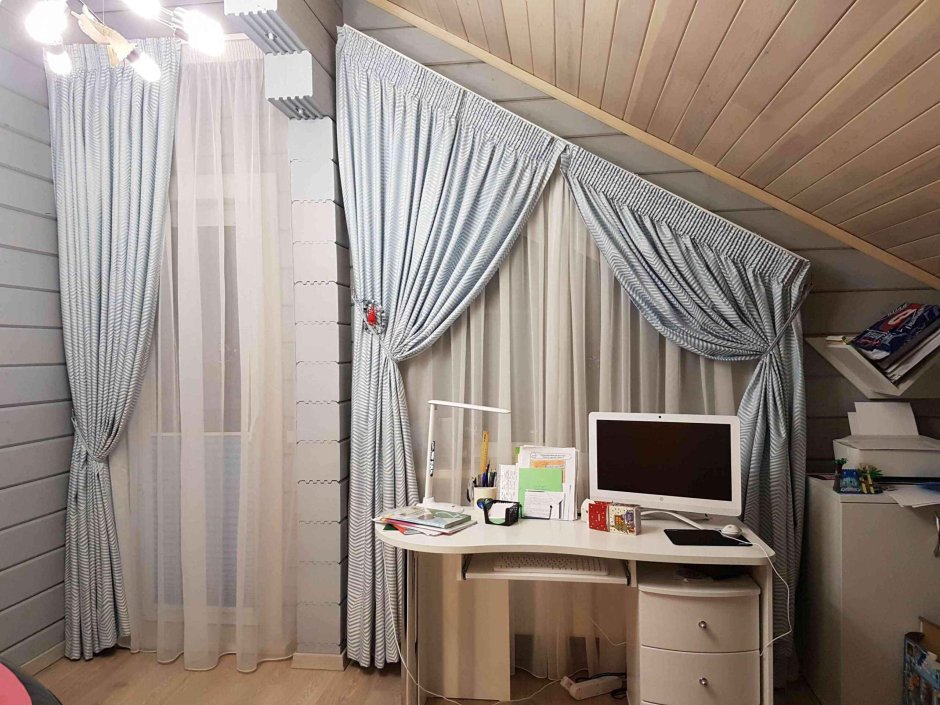 Белые шторы