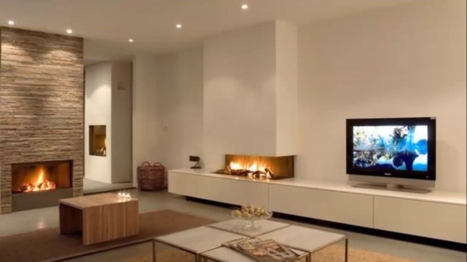 ТВ зона с посудным шкафом