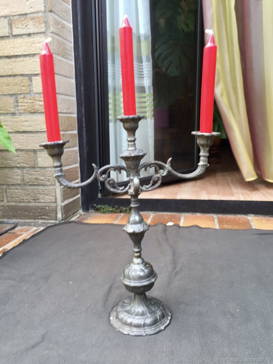 Оловянный подсвечник