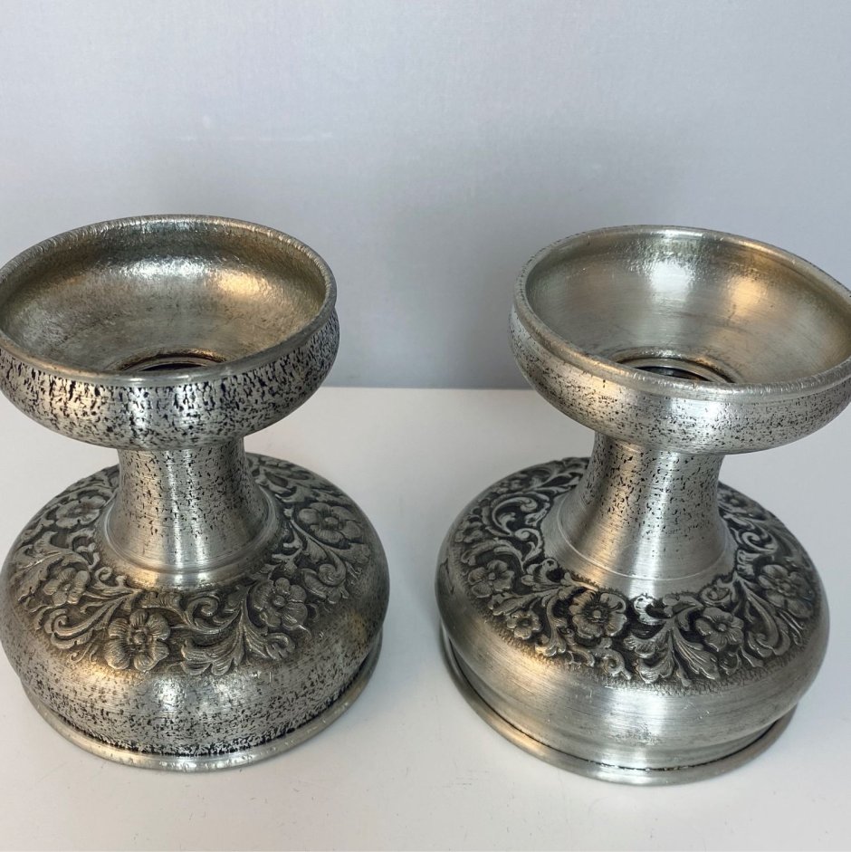 Клеймо на подсвечнике