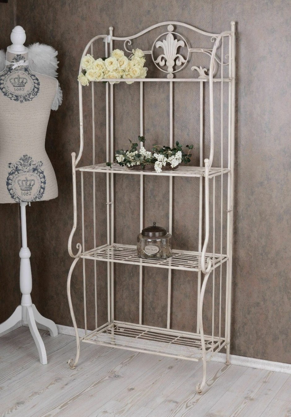 Этажерка для ванной комнаты