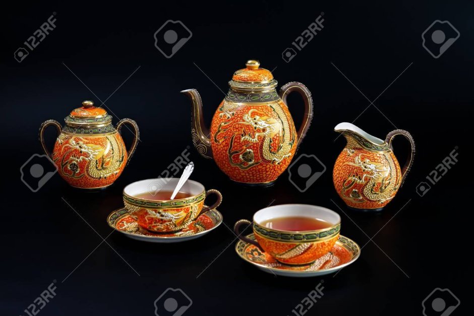 Китайский чайный сервиз с драконами середины 20 века