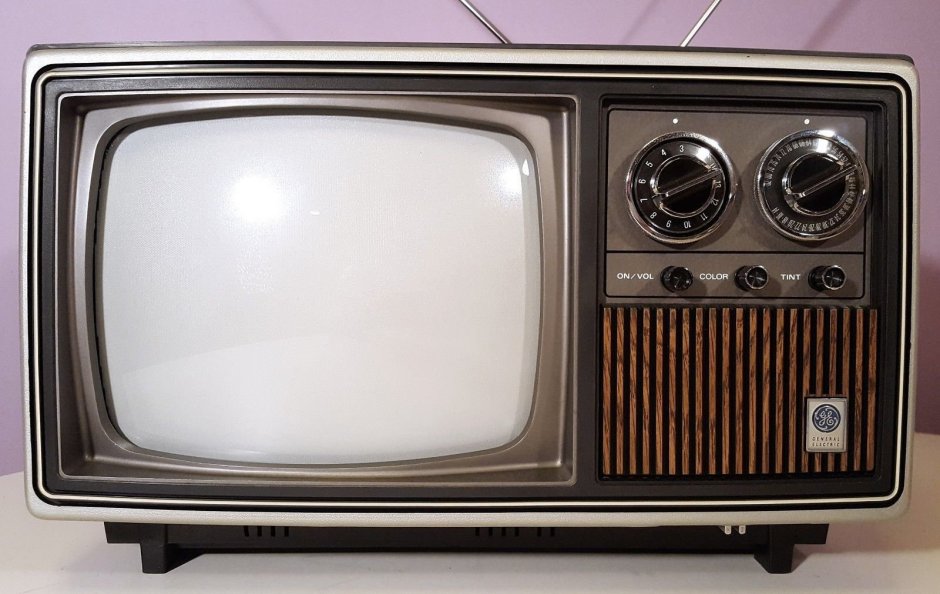 Старый телевизор