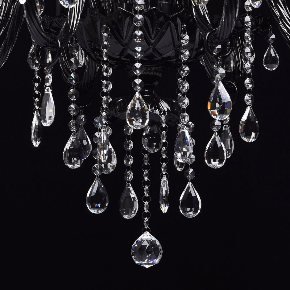 Люстра с подвесками из хрусталя