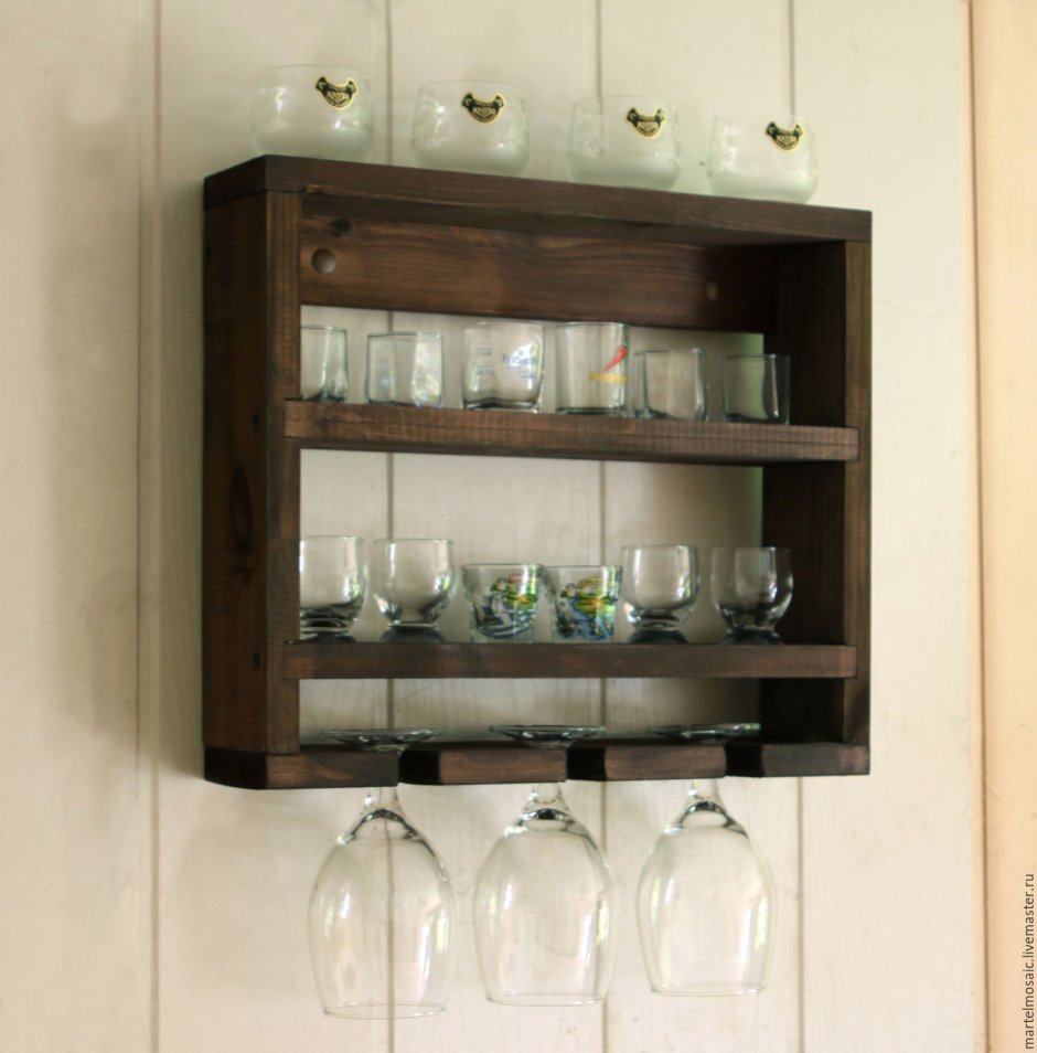 Стеклянные шкафы на кухне