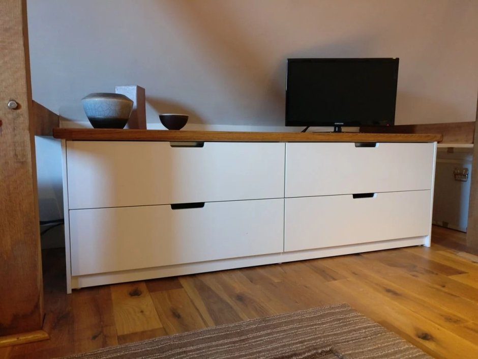 Тумба под телевизор ikea МАЛЬМ