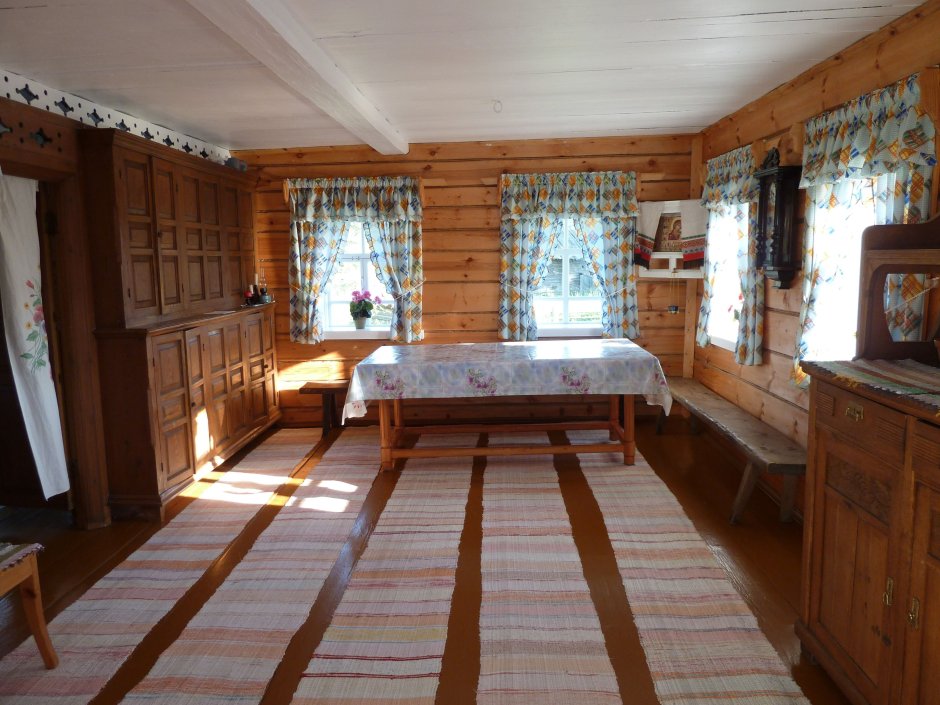 Русская изба изнутри Горница