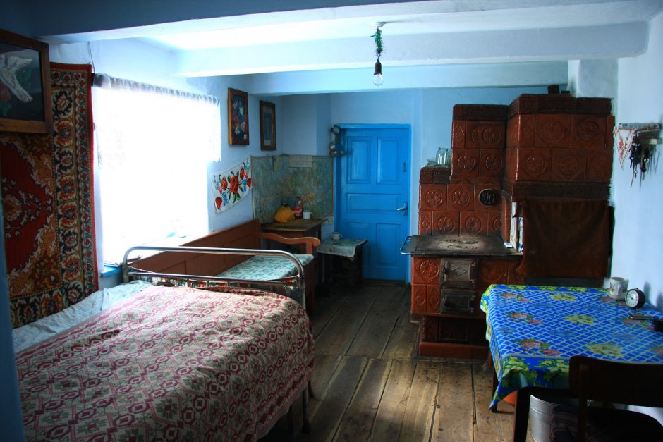 Обычная деревенская комната