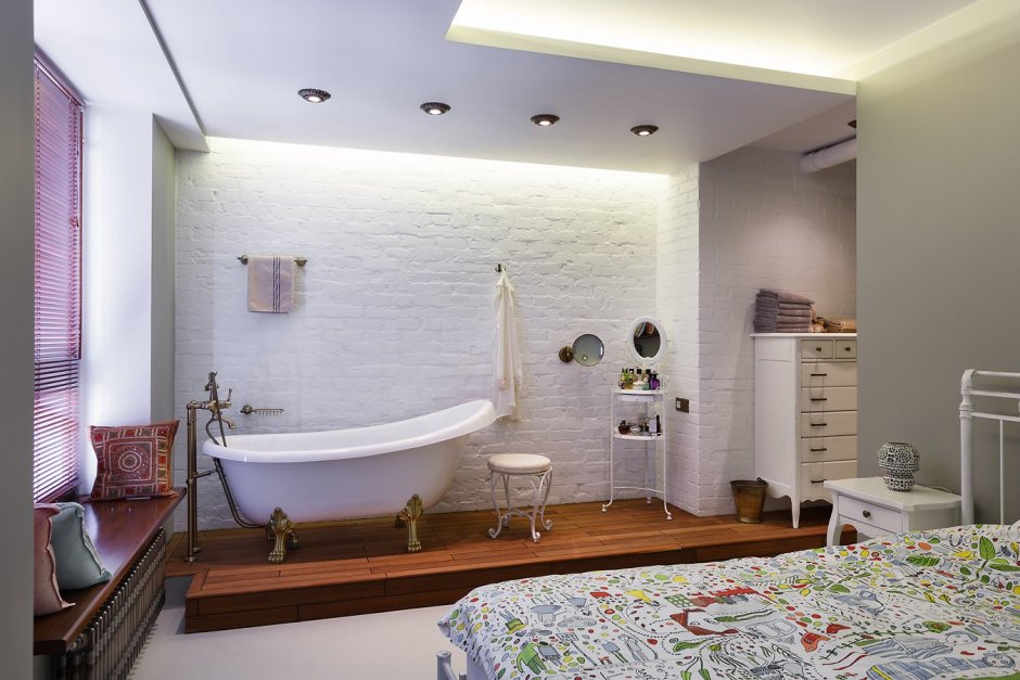 Ванная на подиуме