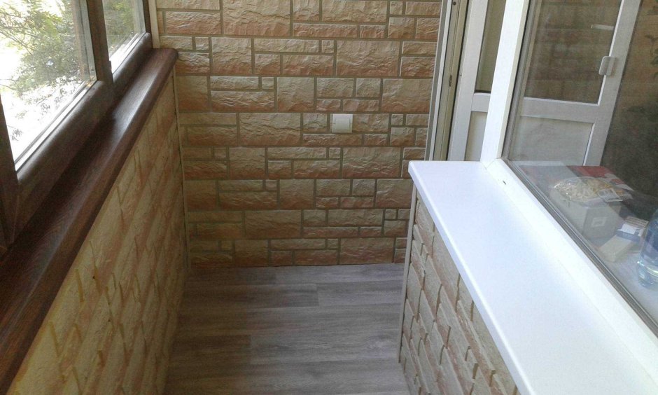 Панели для внутренней отделки балкона