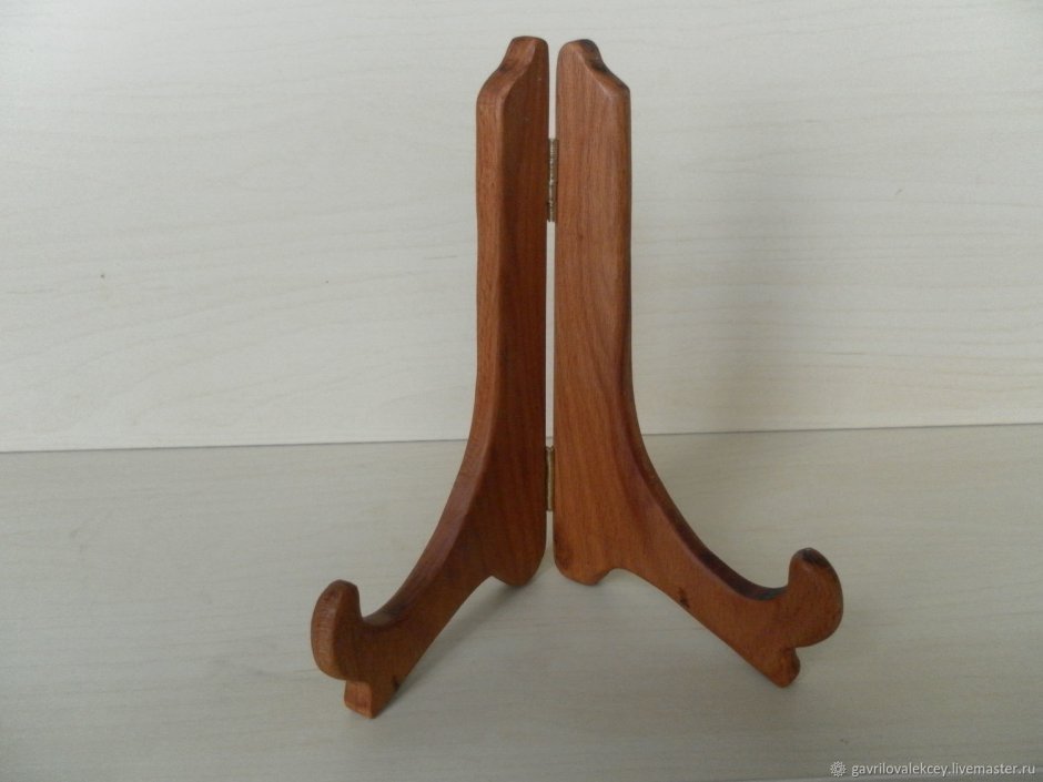 Деревянный поднос для закусок