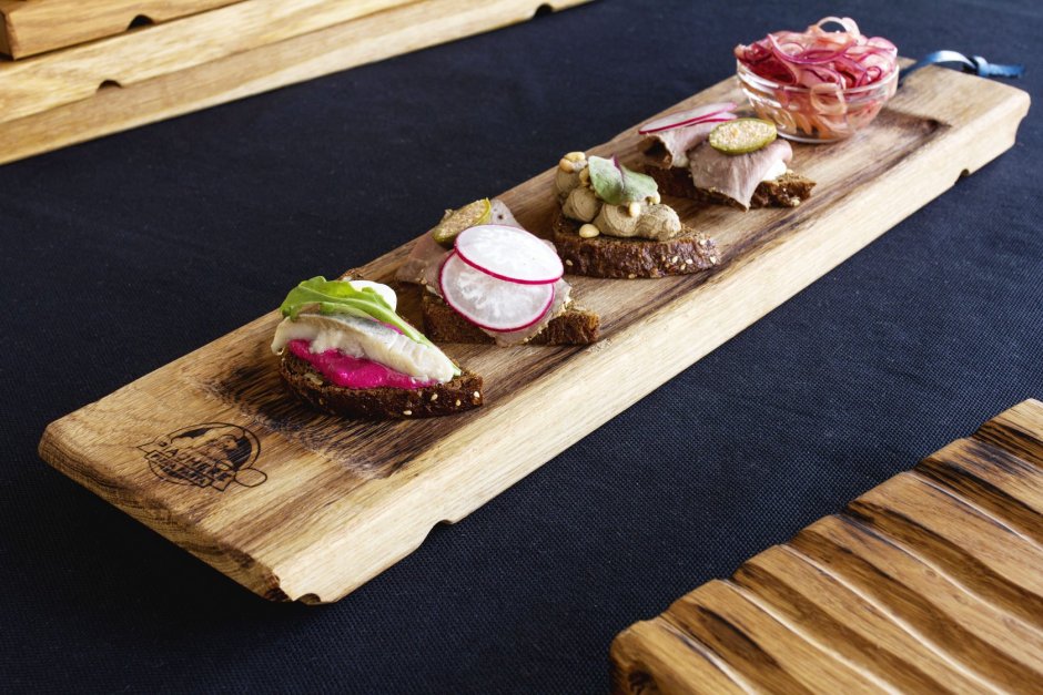 Подставка под горячее из дерева