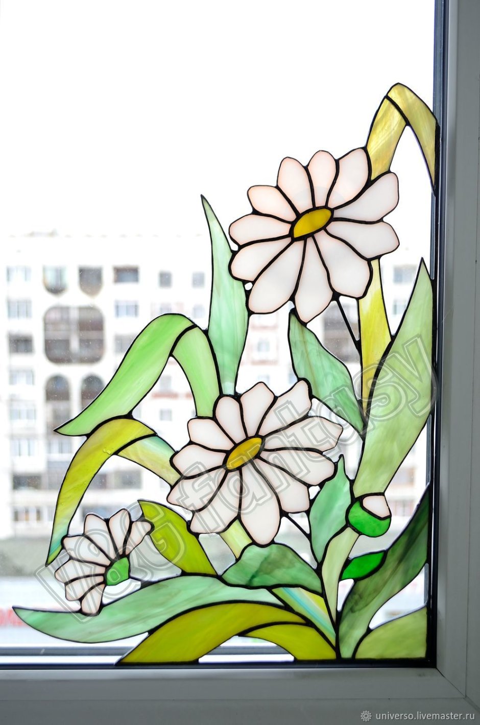 Витражные окна