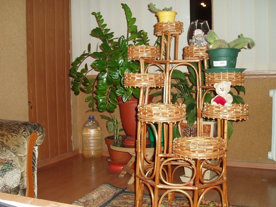 Подставка для цветов