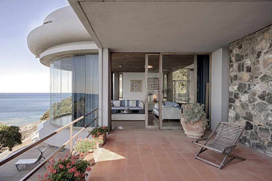 Вилла в Италии на берегу моря