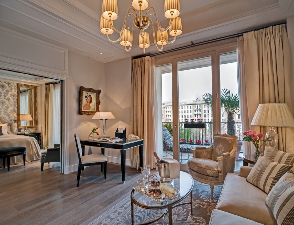 Отель палаццо Париж Милан