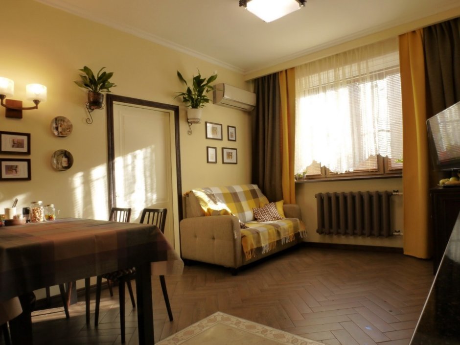 Красивые белые кухни в трешке