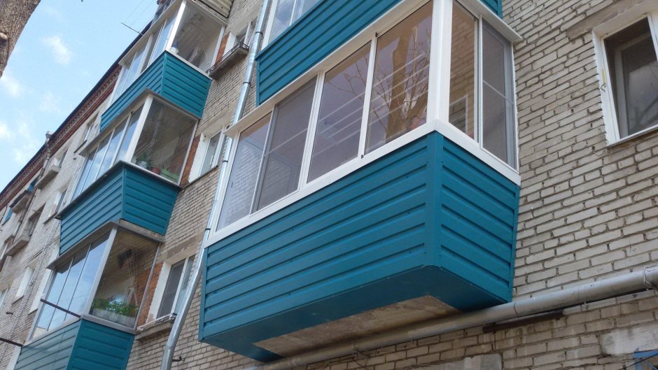 Остекление балкона 137 серия