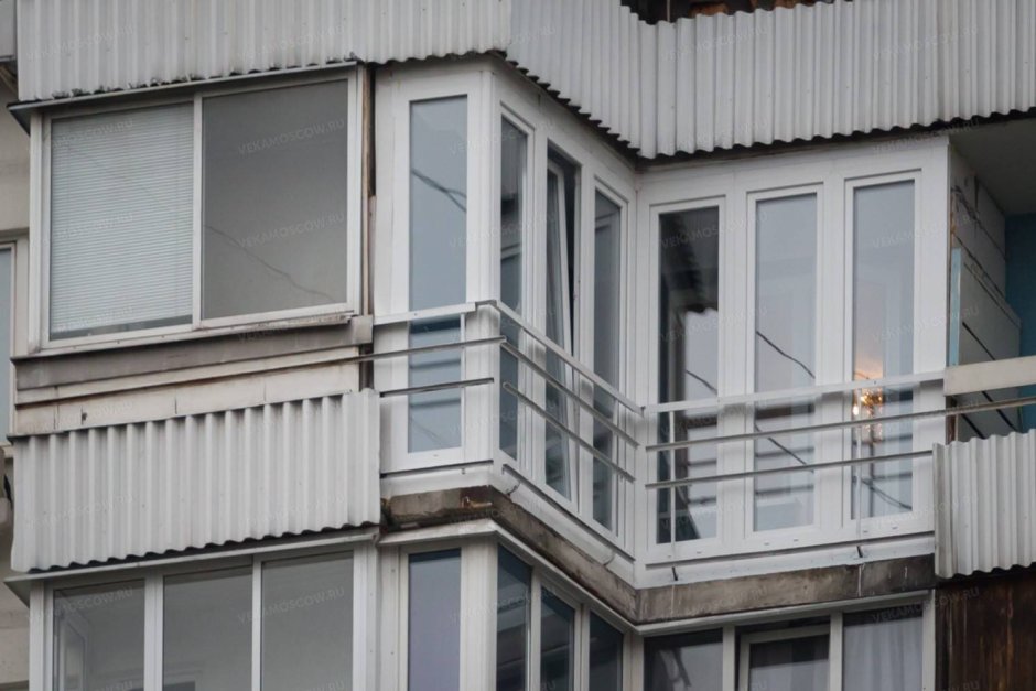 Французское остекление балкона