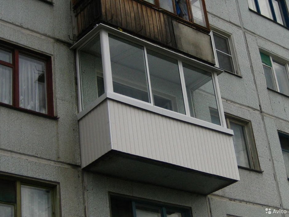 Пластиковые балконы в панельном доме