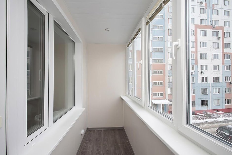 Накладной балкон пристройка