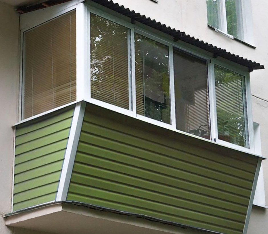 Монтаж пластиковых окон на балконе