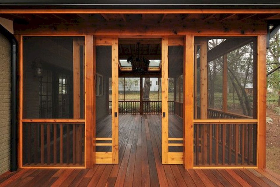 Беседка с раздвижными дверями