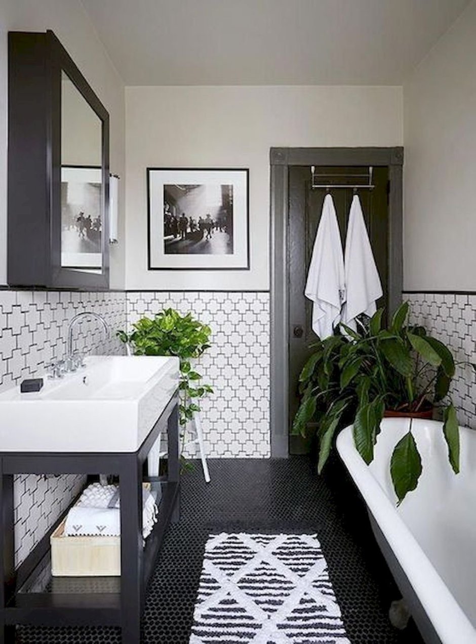 Белая ванная комната в стиле Сканди