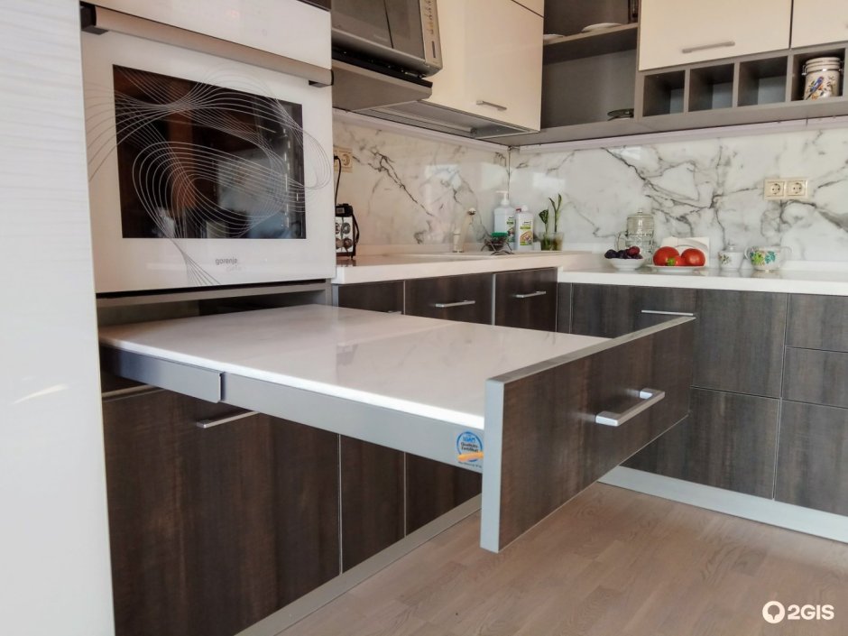 Выдвижная барная стойка на кухне