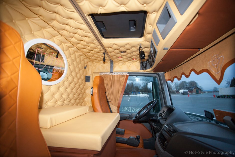 Внутренняя обшивка кабины ман ТГА