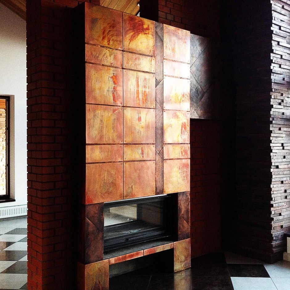 Отделка камина медью