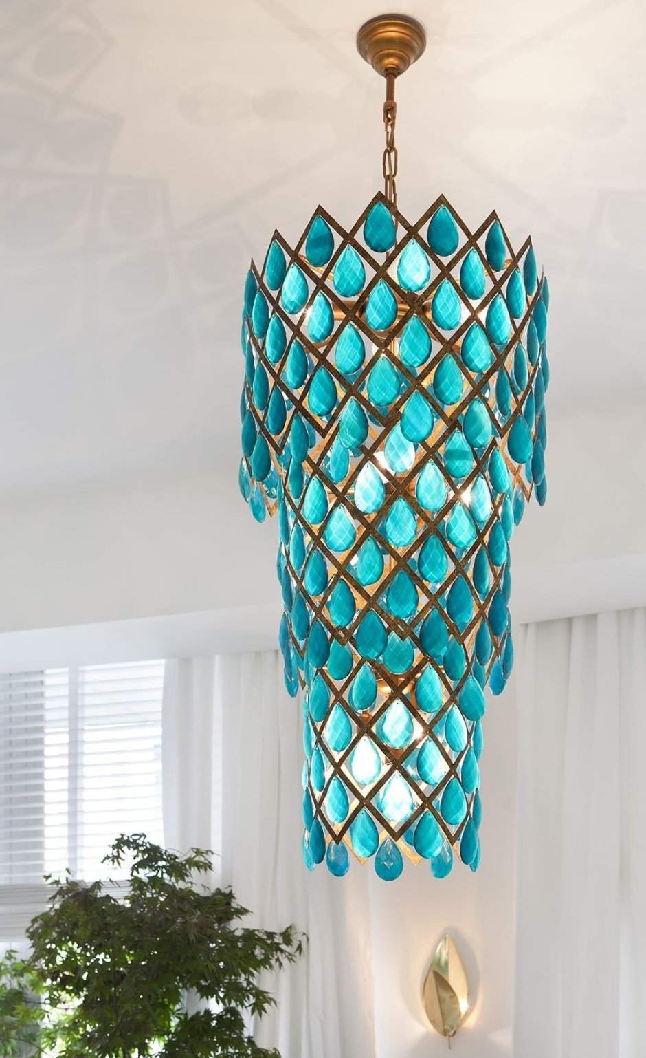 Люстра бирюзового цвета