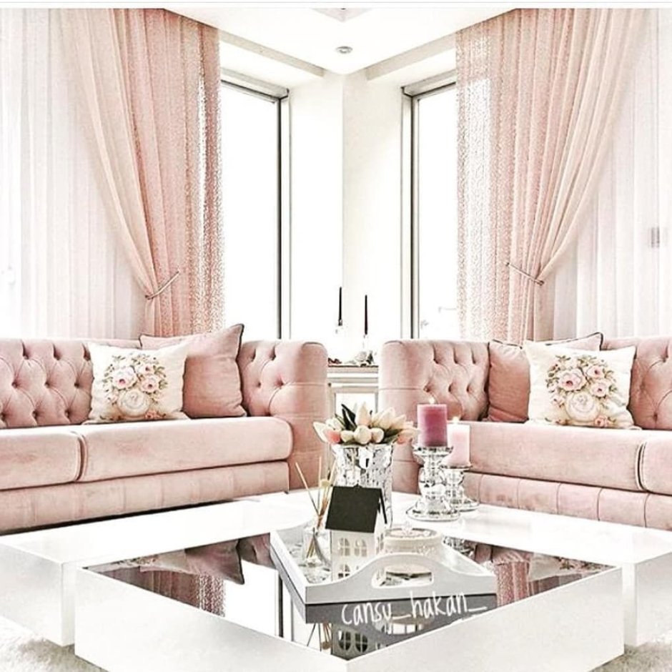 Шторы пудрового цвета в интерьере