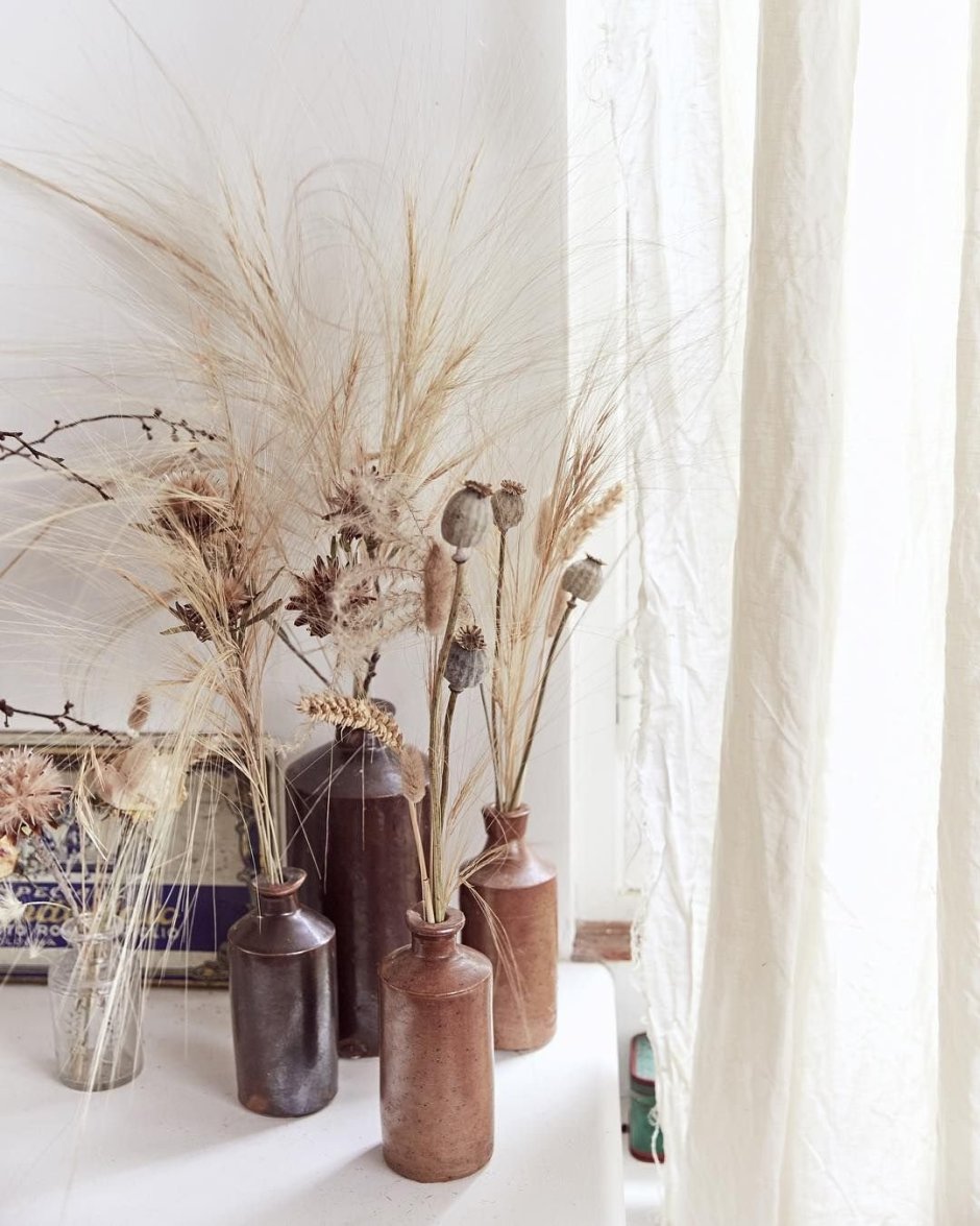 Рамки на комоде