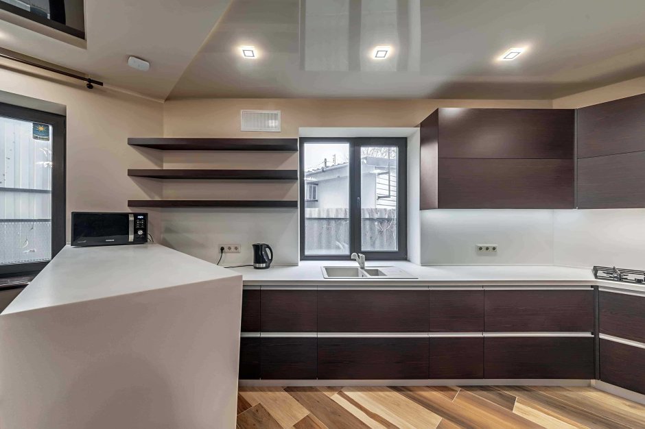 Кухня нестандартной формы