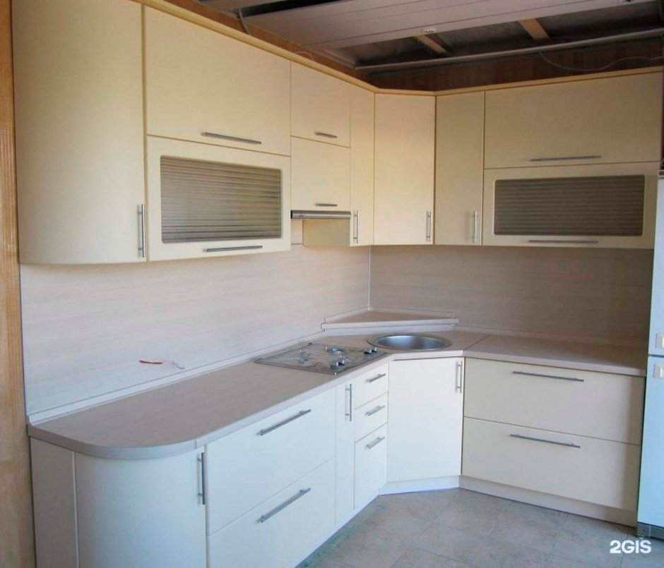 Угловая кухня трапеция