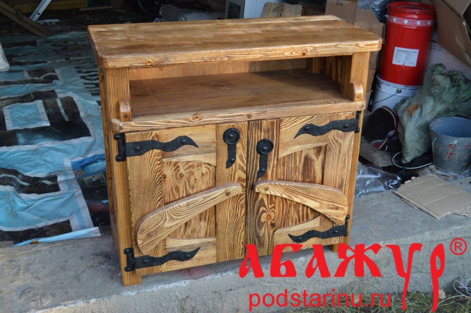 Тумбы под телевизор сделанные под старину