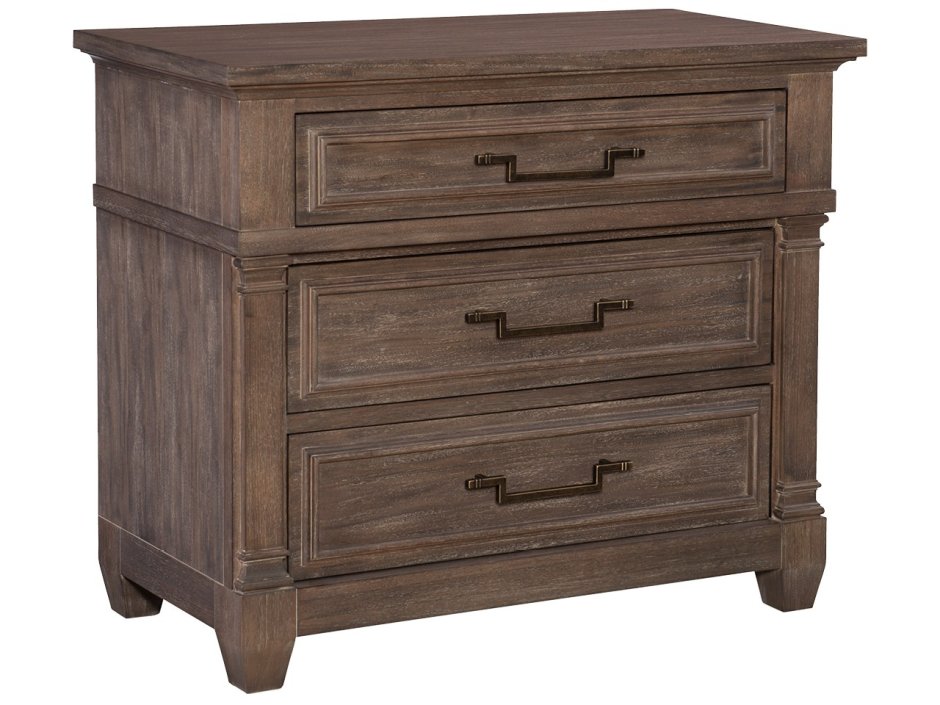 Тумбочка из дерева