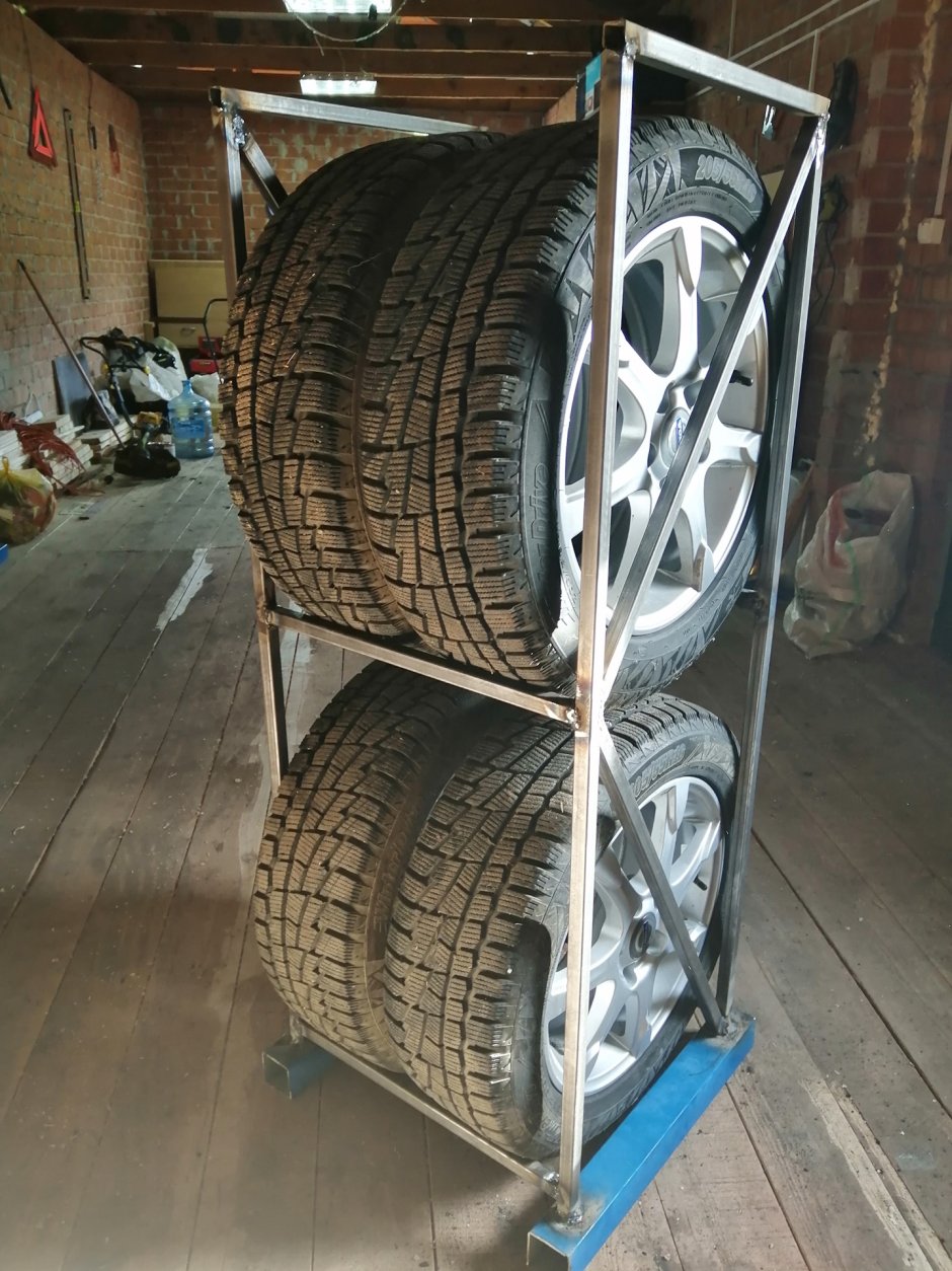 Крепление колес в гараже к потолку