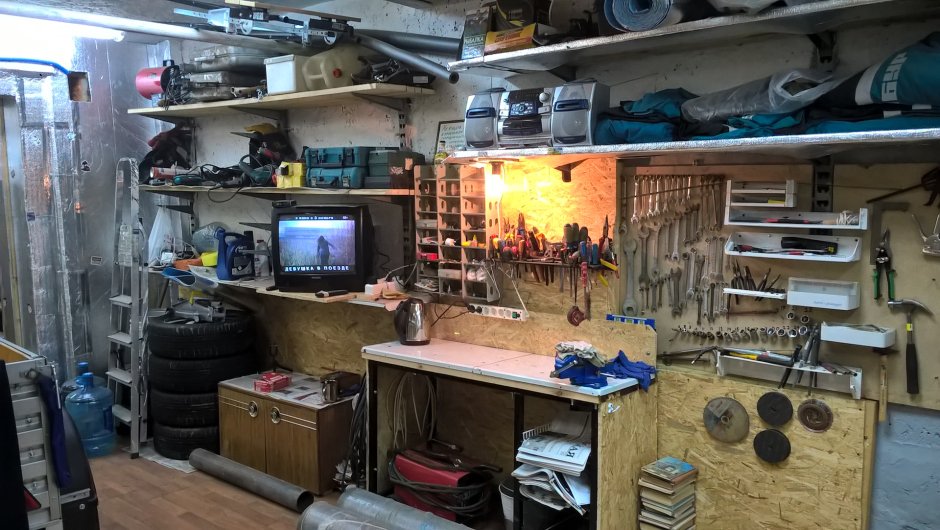 Стеллаж в гараж из профильной трубы