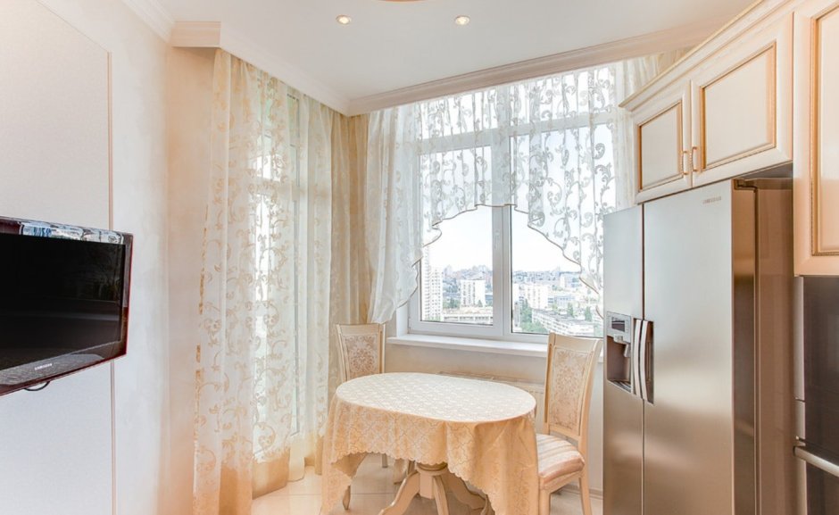 Тюль на кухне в хрущевке