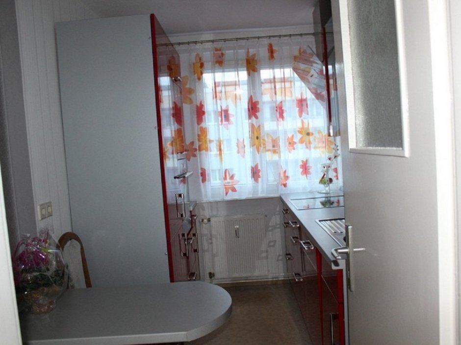 Шторы на кухню в хрущевке