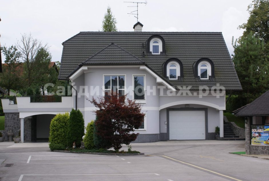 Серый фасад