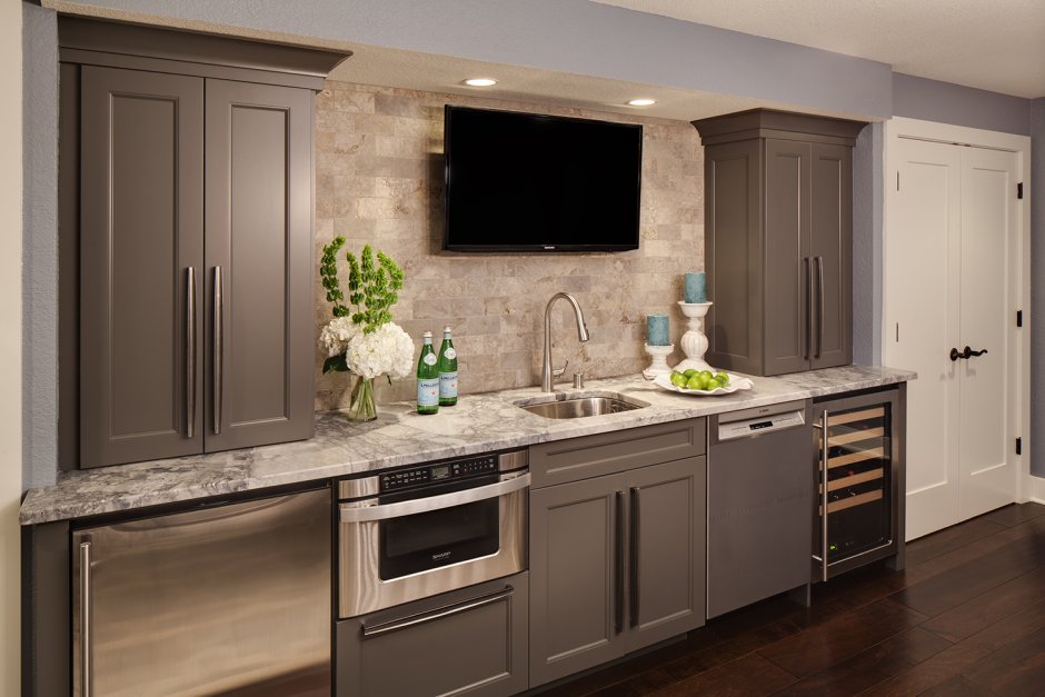 Цвет фартука на кухне в цвете тауп