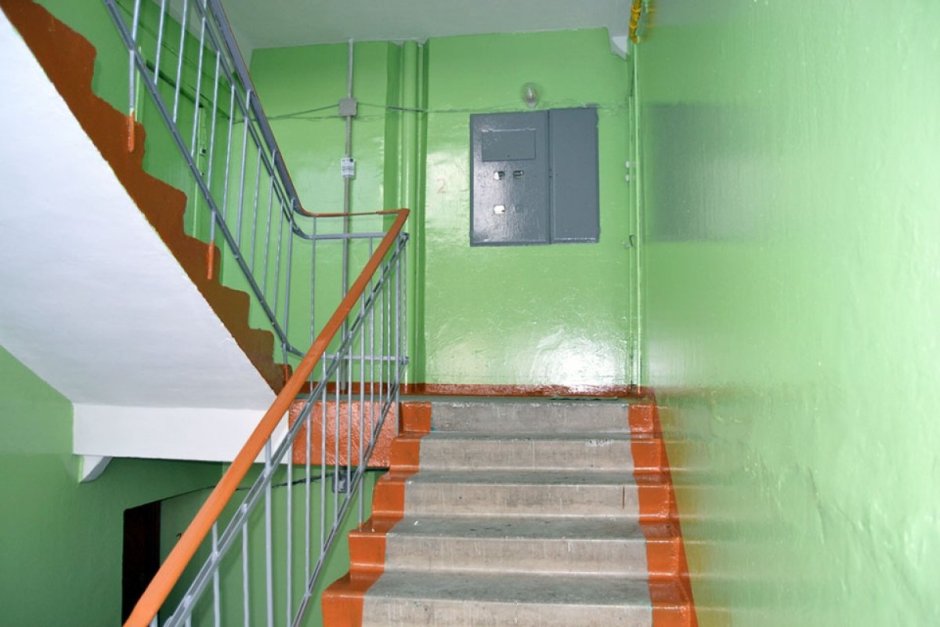 Шамбурная лестничная клетка