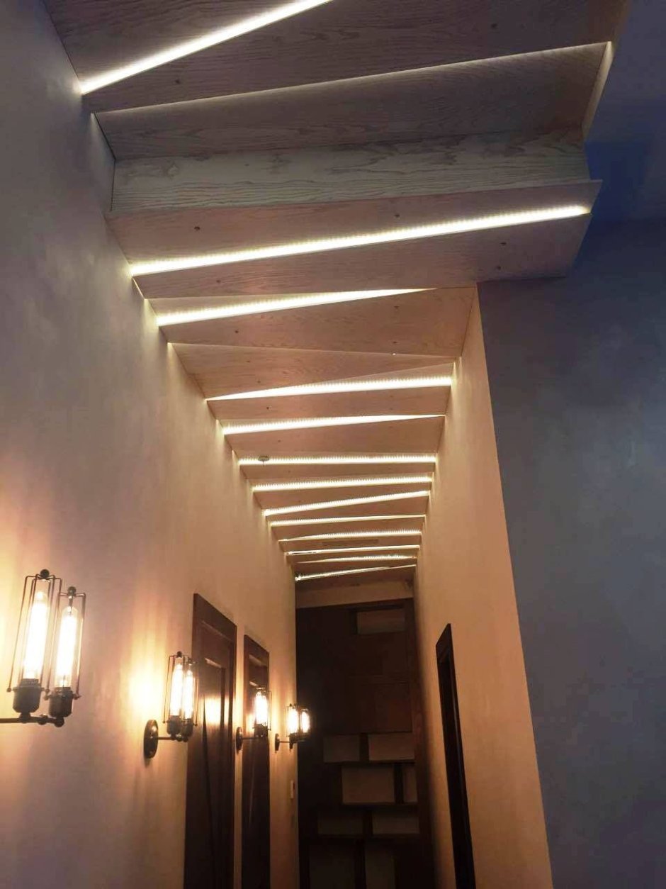 Ниши в стене с подсветкой