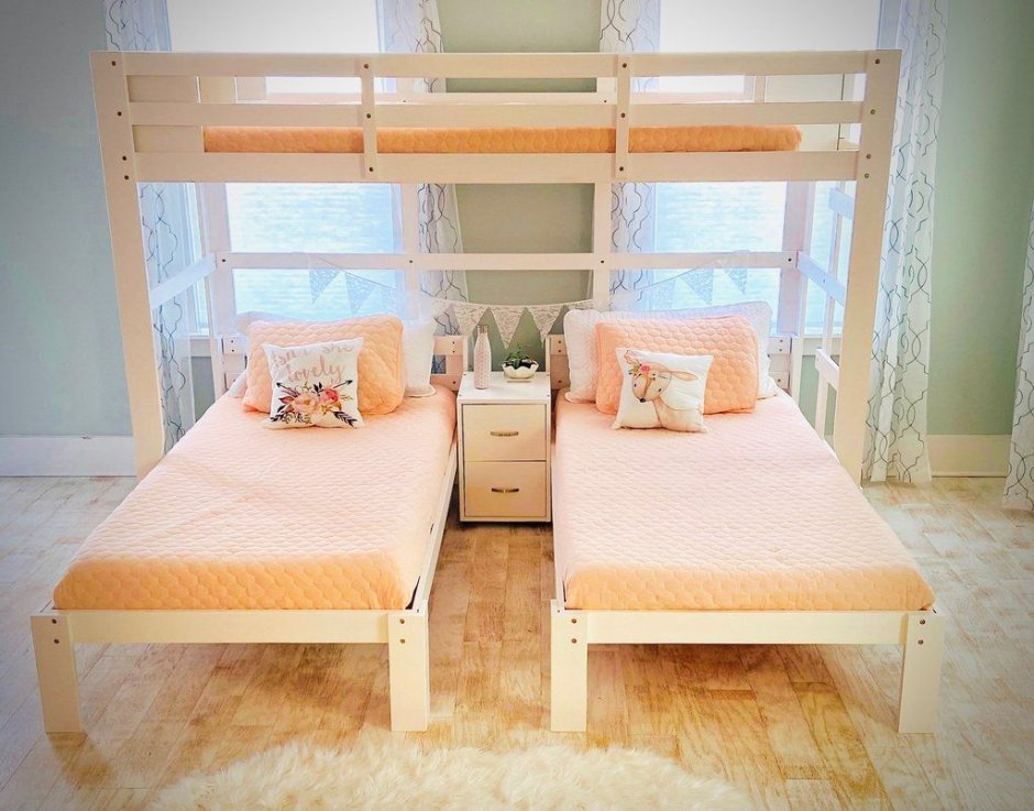 Двухъярусная кровать в морском стиле для детей
